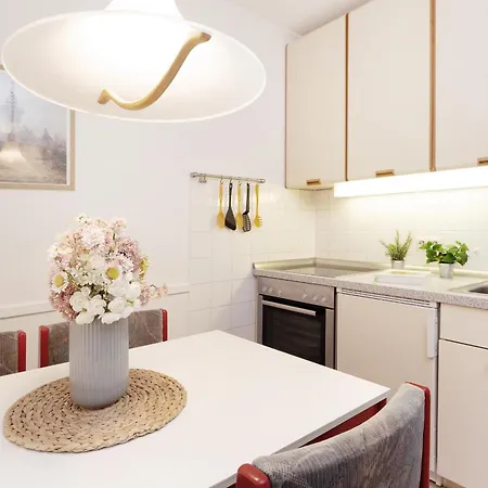 Apartment Haus Meeresblick Guldani
