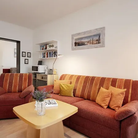 Haus Meeresblick Guldani Apartment