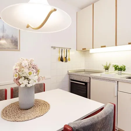 Apartamento Haus Meeresblick Guldani
